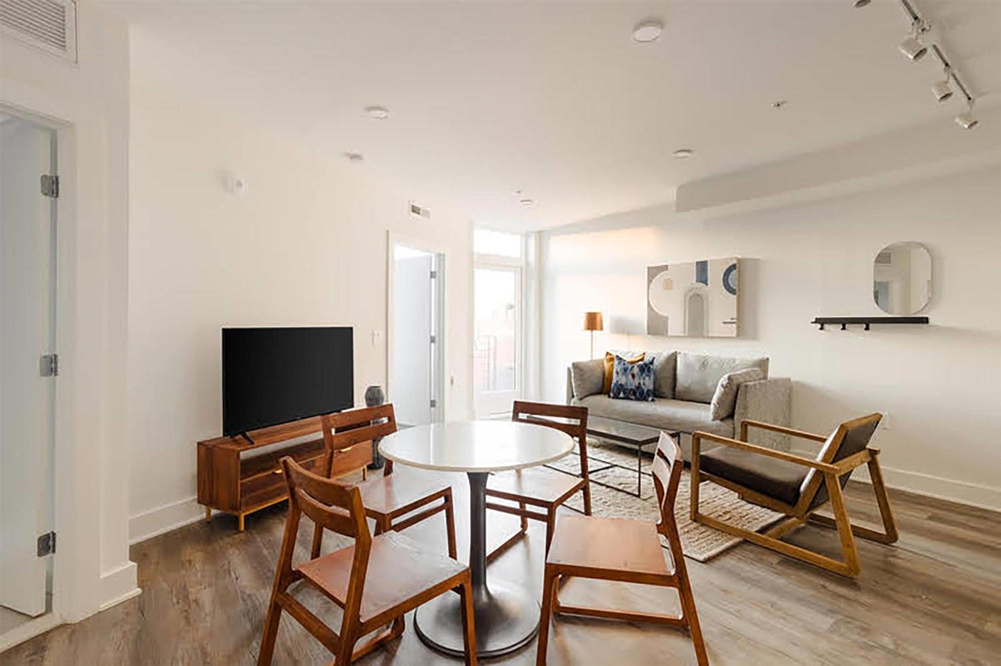 Reside Navy Yard, A Wyndham
